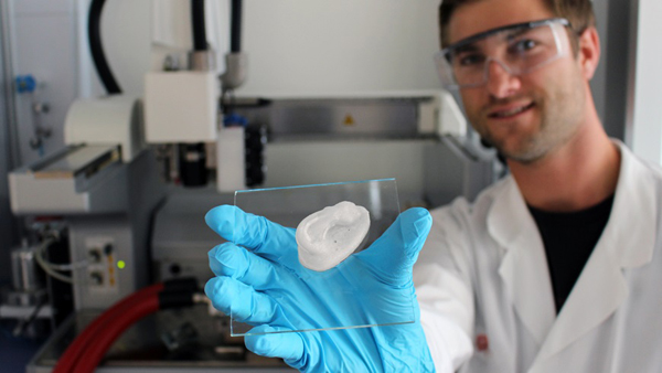 新材料｜納米纖維素用于3D打印人造耳等醫用植入材料